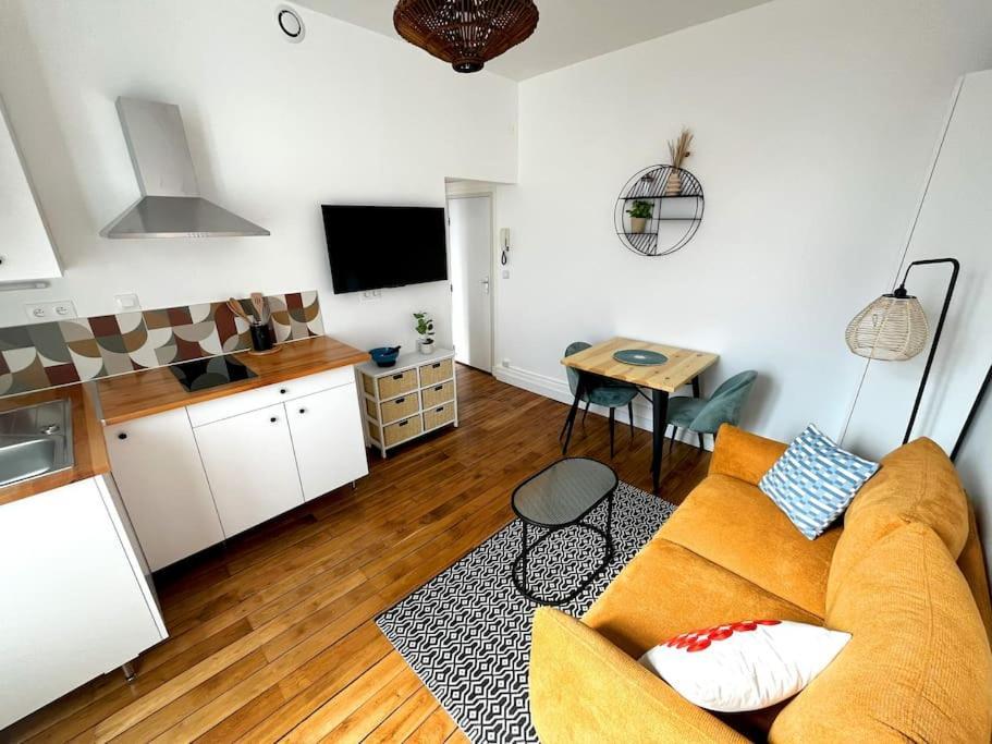 Appartement Le Diptik - T2 Hyper Centre - Proche Gare - Fibre - Netflix à Châteauroux Extérieur photo